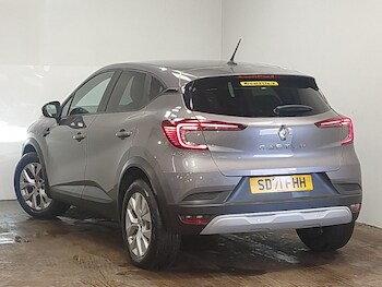 Used Renault Captur 2022 for sale - 78580337: Photo