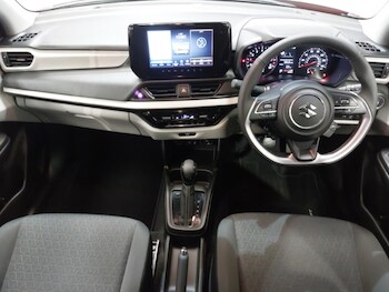 Used Suzuki Swift 2025 for sale - 77343133: Photo