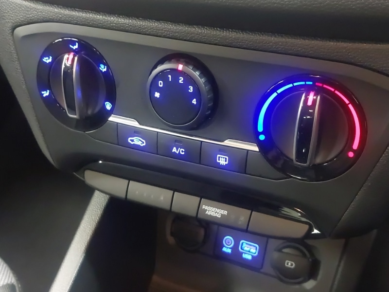 Used Hyundai i20 2019 for sale - 76483840: Photo 13