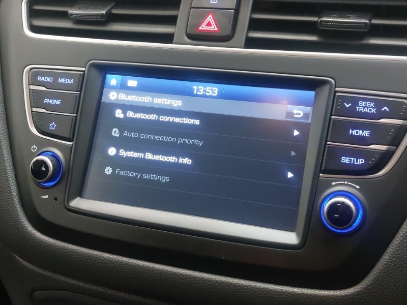 Used Hyundai i20 2019 for sale - 76483840: Photo 15