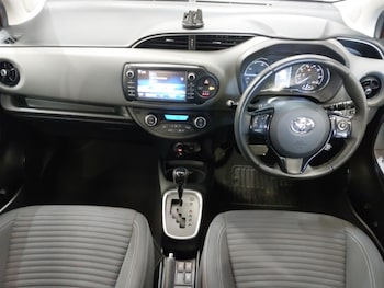Used Toyota Yaris 2020 for sale - 78933174: Photo