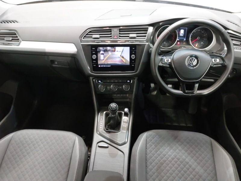 Used Volkswagen Tiguan 2019 for sale - 76335670: Photo 2