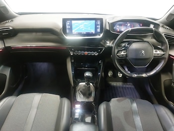 Used Peugeot 2008 2020 for sale - 78567633: Photo
