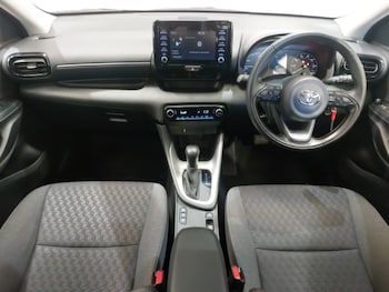 Used Toyota Yaris 2023 for sale - 79048500: Photo