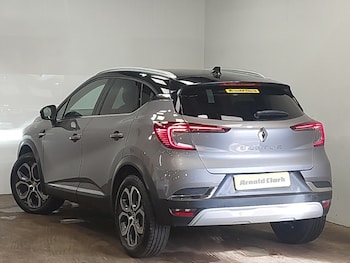 Used Renault Captur 2023 for sale - 78816438: Photo