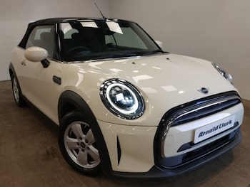 Used MINI Convertible 2021 for sale - 77055200: Photo