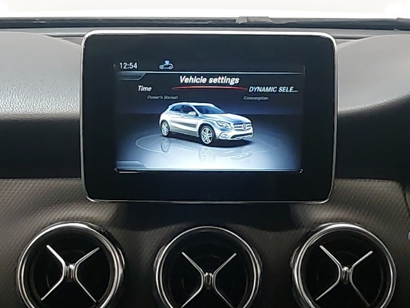 Used Mercedes-Benz GLA 2018 for sale - 76880205: Photo 11