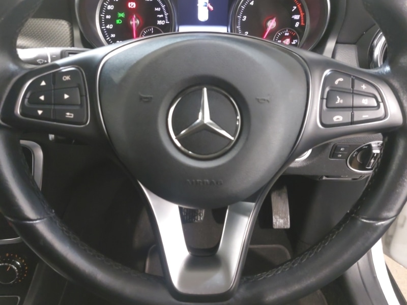 Used Mercedes-Benz GLA 2018 for sale - 76880205: Photo 16