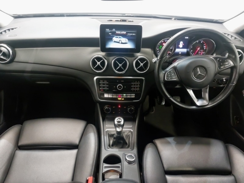 Used Mercedes-Benz GLA 2018 for sale - 76880205: Photo 2