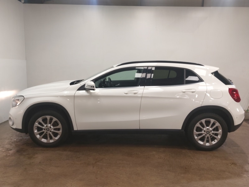 Used Mercedes-Benz GLA 2018 for sale - 76880205: Photo 4