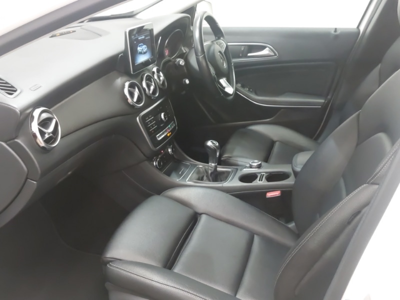 Used Mercedes-Benz GLA 2018 for sale - 76880205: Photo 5