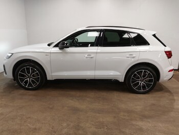 Used Audi Q5 2024 for sale - 77419130: Photo