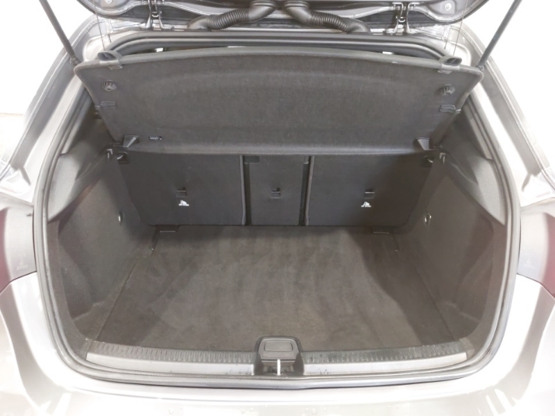 Used Mercedes-Benz A-Class 2019 for sale - 77664365: Photo 8