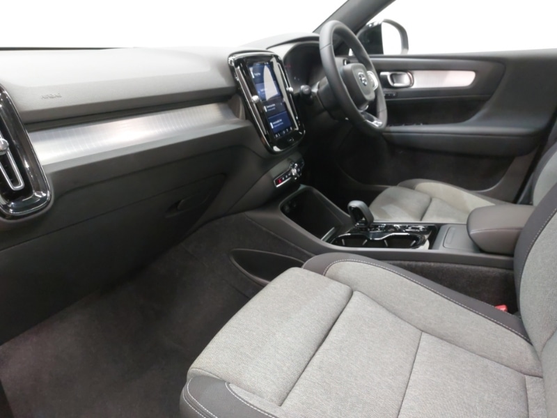 Used Volvo XC40 2024 for sale - 76160330: Photo 5