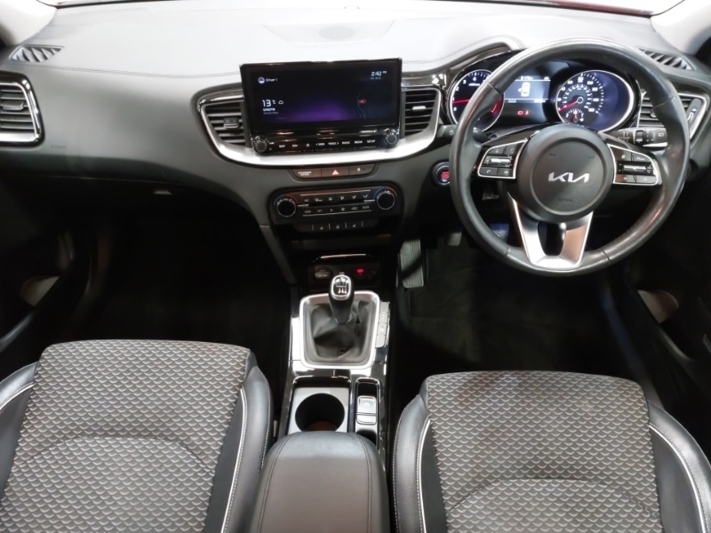 Used Kia XCeed 2022 for sale - 76763874: Photo 2