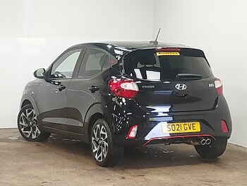 Used Hyundai i10 2021 for sale - 77580124: Photo