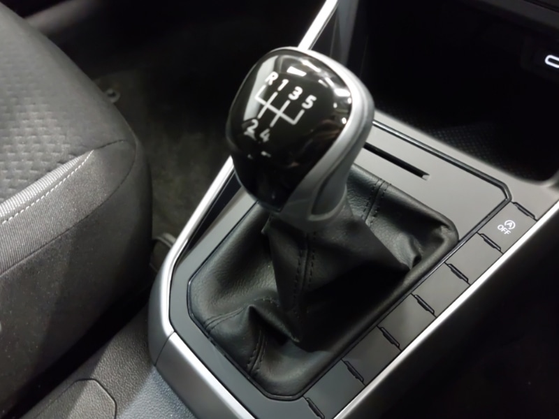 Used Volkswagen Polo 2024 for sale - 77265429: Photo 12