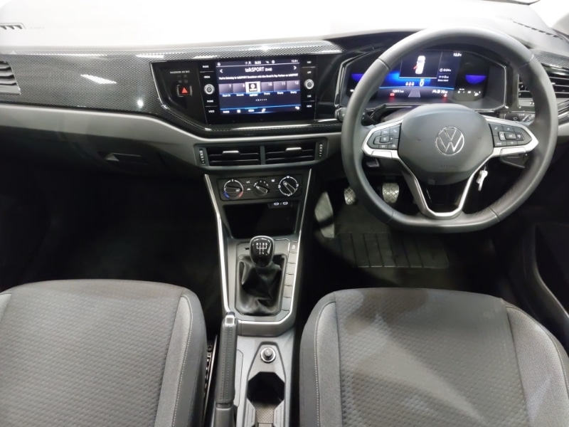 Used Volkswagen Polo 2024 for sale - 77265429: Photo 2