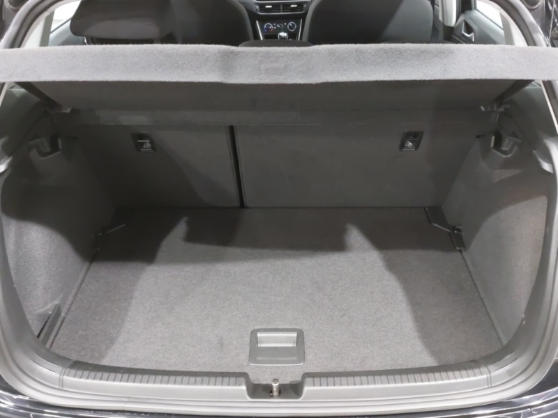 Used Volkswagen Polo 2024 for sale - 77265429: Photo 8