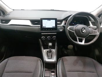 Used Renault Captur 2023 for sale - 77663821: Photo