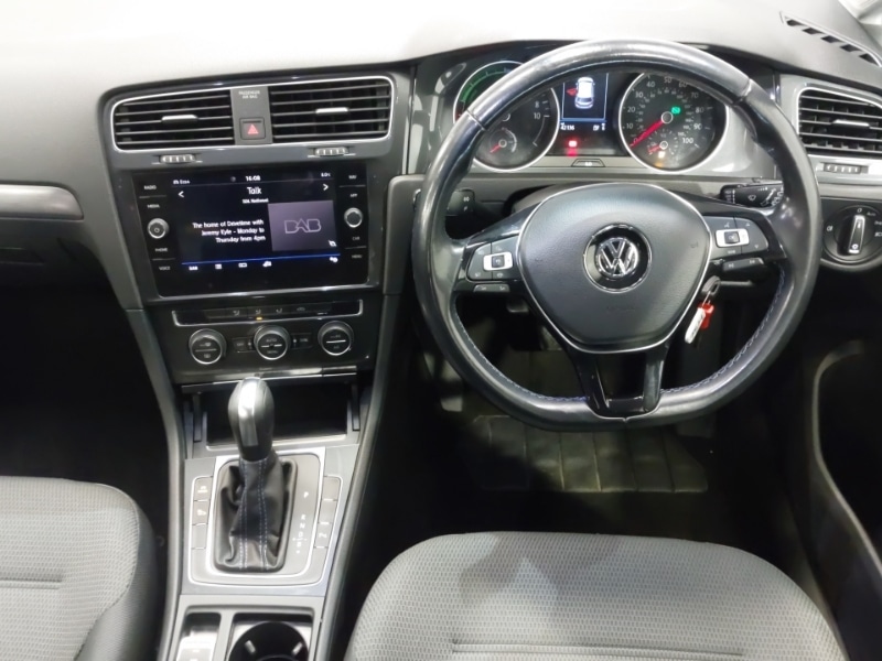 Used Volkswagen Golf 2020 for sale - 76741705: Photo 7