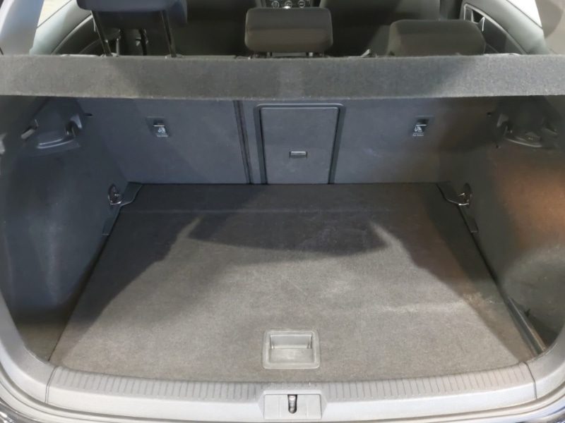 Used Volkswagen Golf 2020 for sale - 76741705: Photo 8