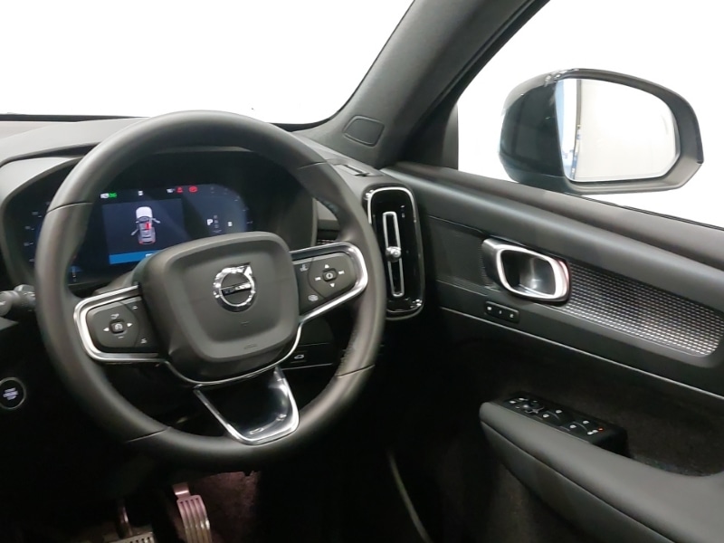 Used Volvo XC40 2024 for sale - 76560623: Photo 10