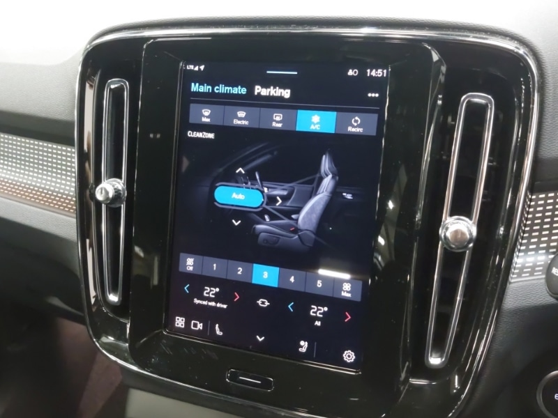 Used Volvo XC40 2024 for sale - 76560623: Photo 15