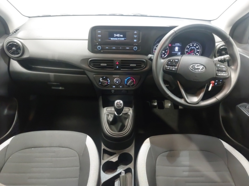 Used Hyundai i10 2023 for sale - 76140990: Photo 2