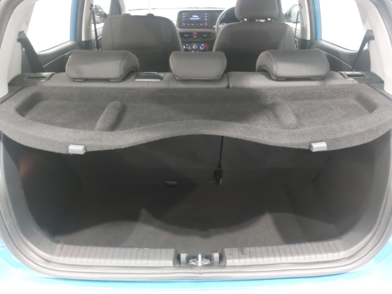 Used Hyundai i10 2023 for sale - 76140990: Photo 8
