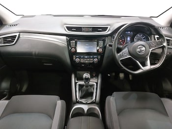 Used Nissan Qashqai 2018 for sale - 76537196: Photo