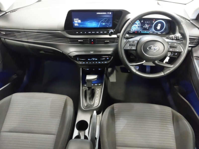 Used Hyundai i20 2023 for sale - 78023704: Photo 2