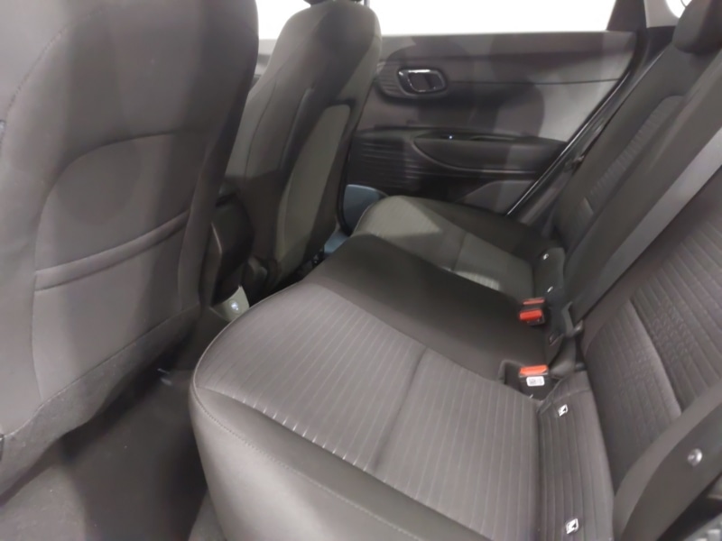 Used Hyundai i20 2023 for sale - 78023704: Photo 6