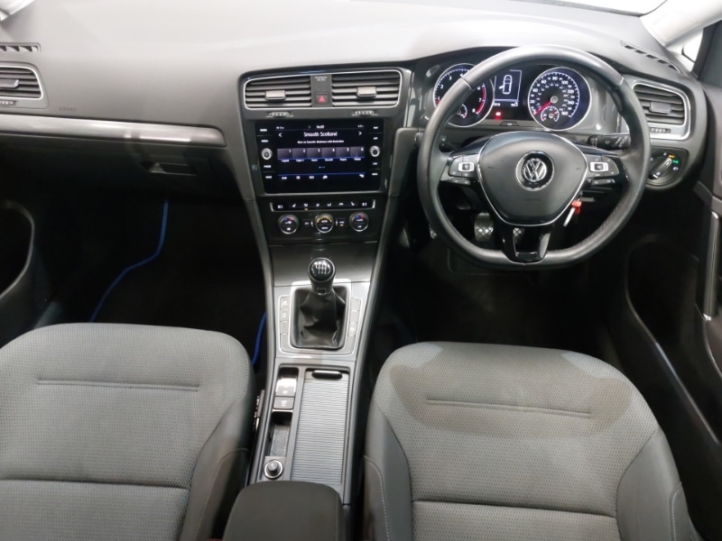 Used Volkswagen Golf 2020 for sale - 76815964: Photo 2