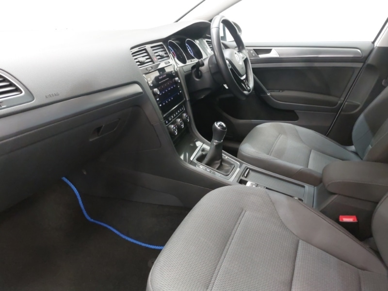 Used Volkswagen Golf 2020 for sale - 76815964: Photo 5