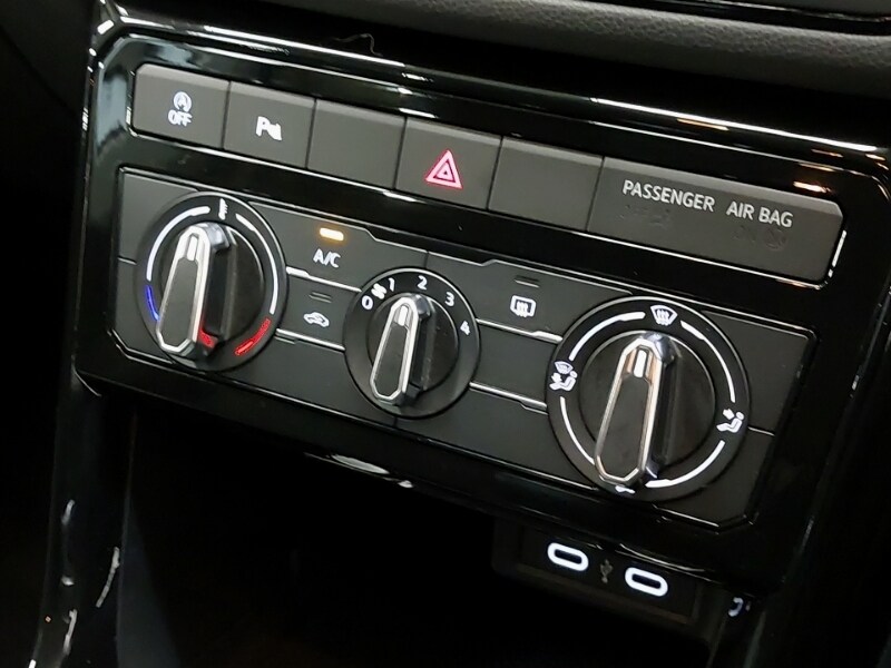 Used Volkswagen T-Cross 2024 for sale - 77047141: Photo 13