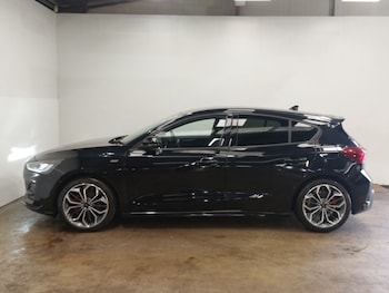 Used Ford Focus 2023 for sale - 78621728: Photo
