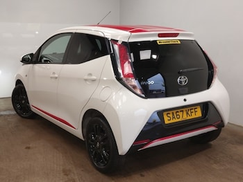 Used Toyota AYGO 2017 for sale - 76651657: Photo