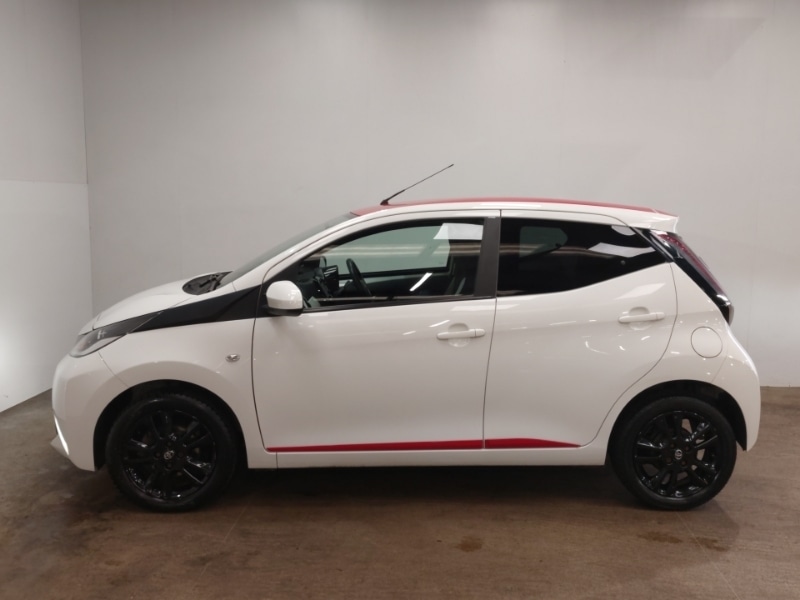 Used Toyota AYGO 2017 for sale - 76651657: Photo 4
