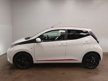 Used Toyota AYGO 2017 for sale - 76651657: Photo