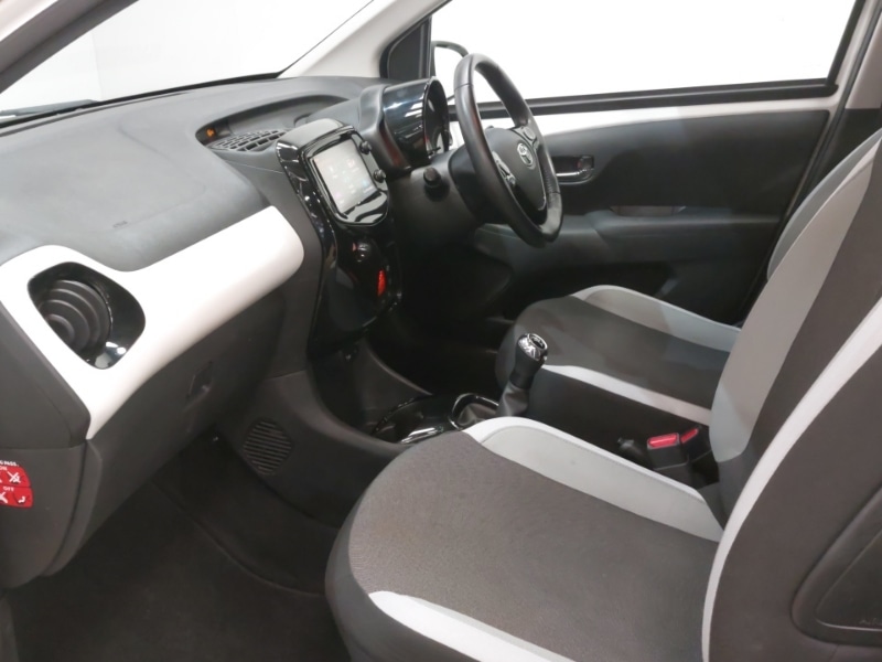 Used Toyota AYGO 2017 for sale - 76651657: Photo 5