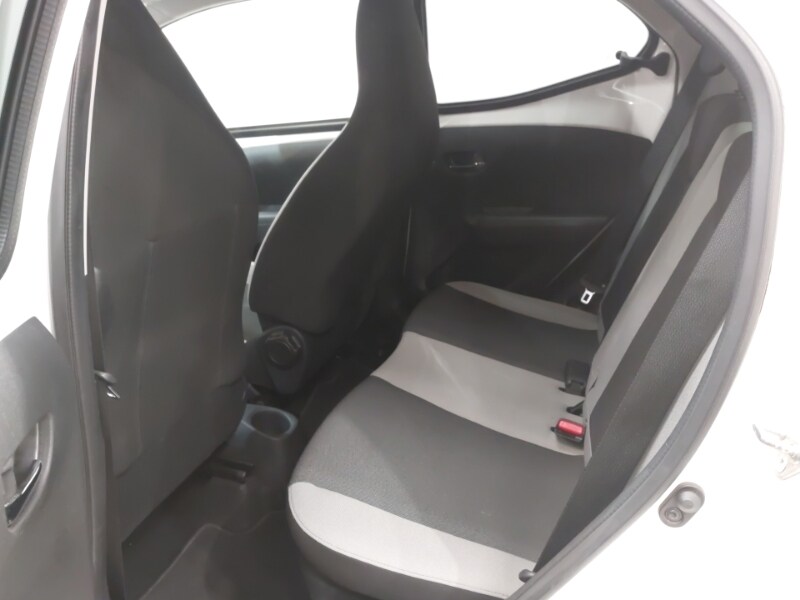 Used Toyota AYGO 2017 for sale - 76651657: Photo 6