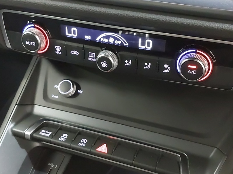 Used Audi Q3 2019 for sale - 76160890: Photo 13