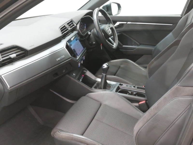 Used Audi Q3 2019 for sale - 76160890: Photo 5