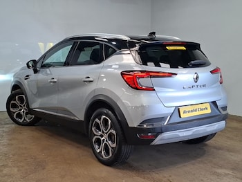 Used Renault Captur 2023 for sale - 79175957: Photo