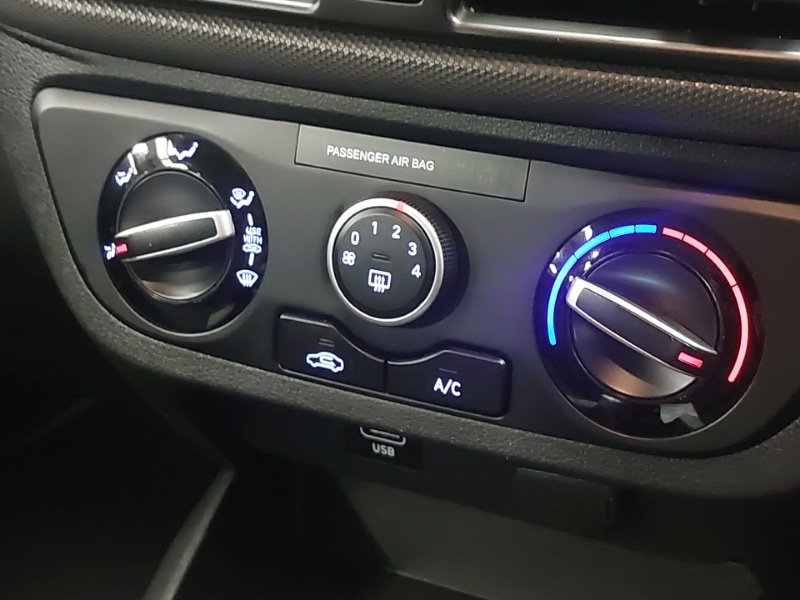 Used Hyundai i10 2022 for sale - 75988787: Photo 13