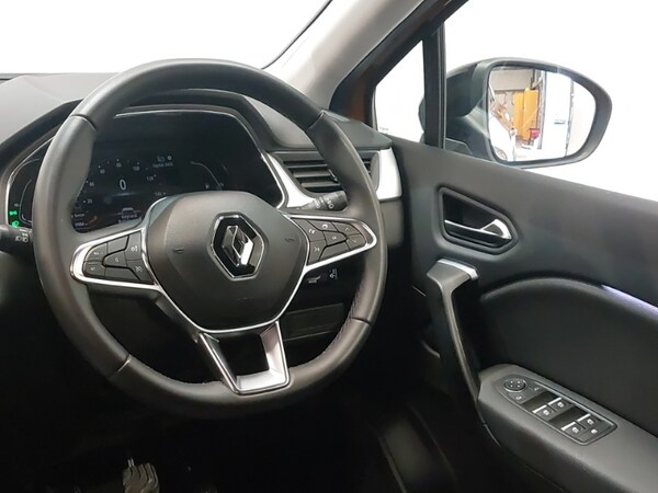 Used Renault Captur 2022 for sale - 76052104: Photo 10
