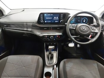 Used Hyundai BAYON 2023 for sale - 76055017: Photo 2