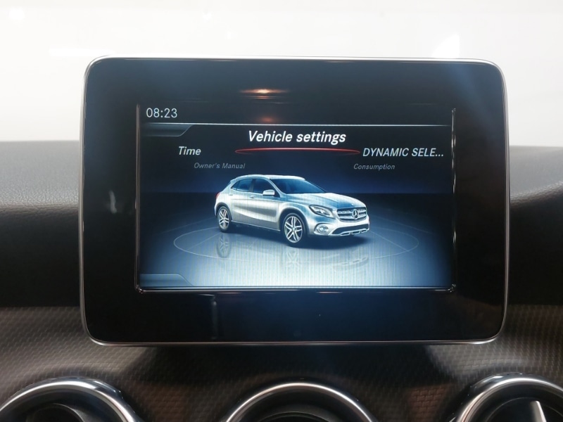 Used Mercedes-Benz GLA 2018 for sale - 76387849: Photo 11