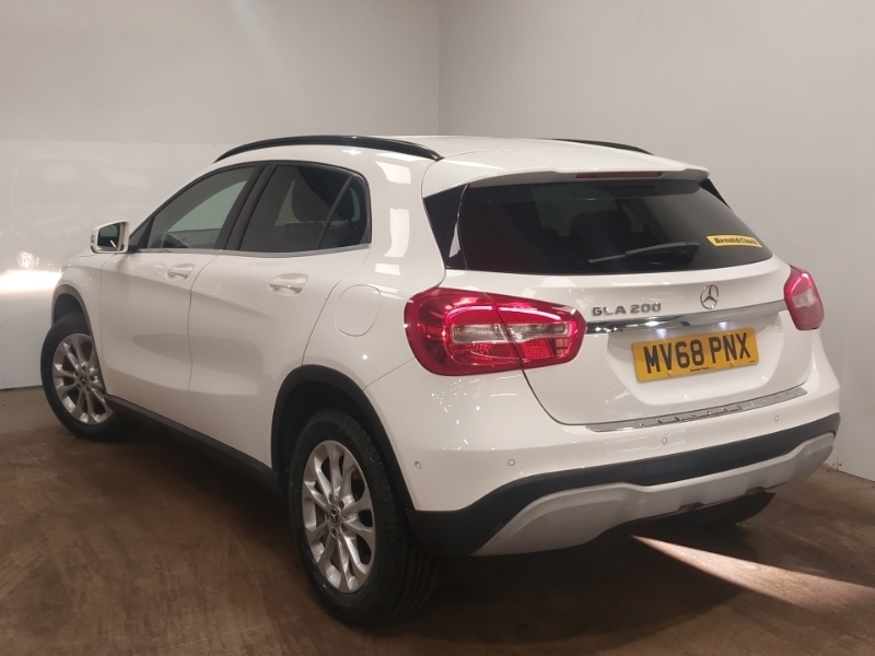 Used Mercedes-Benz GLA 2018 for sale - 76387849: Photo 3